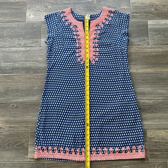 Cute dress 👗 - Picture 2 of 7